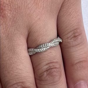 14K White Gold Twisted Diamond Wedding Ring